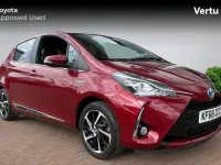 Used Toyota Yaris Hybrid 100 HP (73 kW) 2019 Tokyo red (pearlescent paint +�750) Hatchback