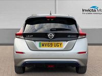 Used Nissan Leaf Tekna 110 kW (150 HP) 2019 Silver Hatchback