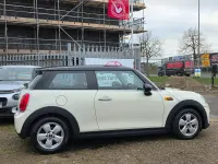 Used Mini Cooper D Hatch 2016 White Hatchback