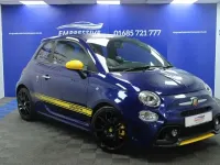 Begagnad Abarth 595 70th Anniversary 165 HK (121 kW) 2021 Blå Halvkombi
