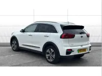 Used Kia e-Niro 150 kW (204 HP) 2022 White SUV