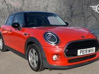 Begagnad Mini Cooper Classic 134 HK (98 kW) 2019 Orange Halvkombi