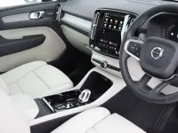 New Volvo XC40 Ultra 163 HP (119 kW) 2027 SUV