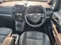 Second-hand Vauxhall Zafira Elite 120 CP (88 kW) 2010 Argintiu Monovolum