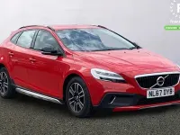 Begagnad Volvo V40 152 HK (111 kW) 2019 Halvkombi