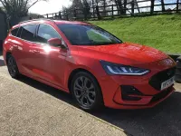 Used Ford Focus ST-Line 120 HP (88 kW) 2022 Red Estate