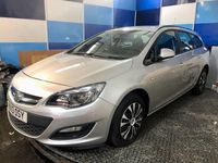 Used Vauxhall Astra 115 HP (84 kW) 2013 Silver Estate