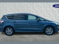 Usado Ford S-MAX Titanium 190 HP (139 kW) 2023 Azul Monovolume