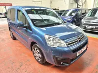 Used Citroën Berlingo Feel 100 HP (73 kW) 2018 Blue MPV
