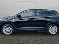 Used Vauxhall Grandland X Sport 131 HP (96 kW) 2018 Black SUV