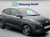 Used Hyundai i10 Premium 67 HP (49 kW) 2023 Grey Hatchback