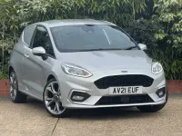 Usado Ford Fiesta Sport 2021 Plateado Utilitario
