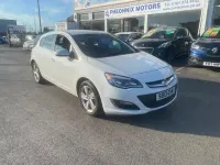 Used Vauxhall Astra SRi 2013 White Hatchback