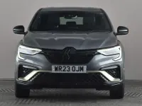 Begagnad Renault Arkana Engineered 142 HK (104 kW) 2023 Grå SUV