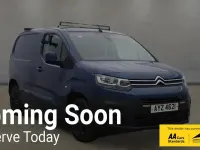 Used Citroën Berlingo Start 130 HP (95 kW) 2020 Blue MPV