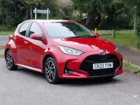 Used Toyota Yaris Design 116 HP (85 kW) 2023 Red Hatchback