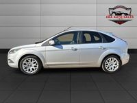 Used Ford Focus Zetec 110 HP (80 kW) 2011 Silver Hatchback