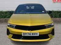Used Vauxhall Astra 179 HP (131 kW) 2024 Yellow Hatchback