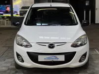 Używany Mazda 2 Edition 2014 Biały Hatchback