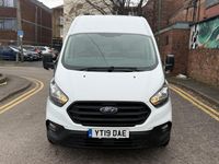 Used Ford Transit Custom 105 HP (77 kW) 2019 White Van