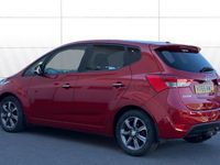 Used Hyundai ix20 Premium 116 HP (85 kW) 2016 Red Hatchback