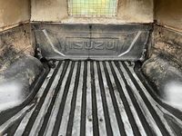 Used Isuzu D-Max 163 HP (119 kW) 2022 Silver Pickup