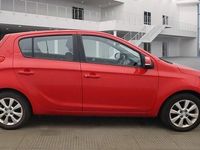 Käytetty Hyundai i20 Active 85 HP (62 kW) 2014 Punainen Viistoperä
