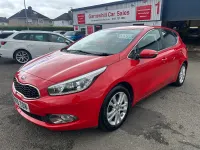 Used Kia Ceed 2015 Red Hatchback