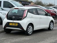 Used Toyota Aygo X-play 68 HP (50 kW) 2016 White Hatchback