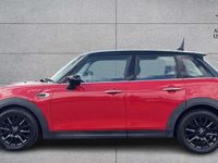 Używany Mini Cooper Classic 136 KM (100 kW) 2020 Czerwony Hatchback