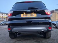 Usado Ford Kuga Titanium 150 HP (110 kW) 2018 Preto SUV