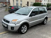Używany Ford Fusion Zetec 2011 Srebrny Hatchback