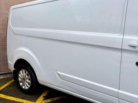 Used Ford Transit Custom Limited 130 HP (95 kW) 2022 White Van