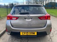 used Toyota Auris 1.4 D-4D Sport 5dr * 1 OWNER* FULL HISTORY* MARCH 25 MOT* £20 TAX