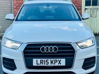 Used Audi Q3 Design 150 HP (110 kW) 2015 White SUV
