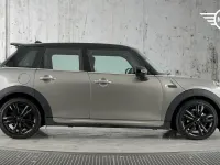 Used Mini Cooper Hatch 134 HP (98 kW) 2018 Silver Hatchback