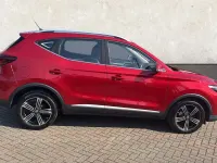 Used MG ZS Exclusive 105 HP (77 kW) 2020 Red Sedan