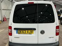 Begagnad VW Caddy Startline 102 HK (75 kW) 2013 Vit Minibuss