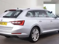 Used Skoda Superb SE L Executive 190 HP (139 kW) 2016 Silver Estate