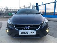 used Volvo V40 D2 R-DESIGN