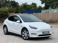 Used Tesla Model Y Long Range AWD 378 kW (514 HP) 2022 White SUV