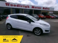 Used Ford Fiesta Zetec 82 HP (60 kW) 2013 White Hatchback