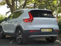 Used Volvo XC40 Inscription 197 HP (144 kW) 2021 Silver SUV