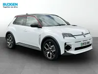 Used Renault R5 Komfort 110 kW (150 HP) 2026 Hatchback