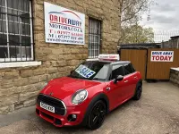 Used Mini Cooper Hatch 136 HP (100 kW) 2015 Red Hatchback