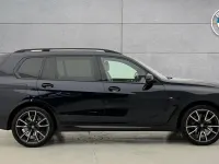 Usado BMW X7 M Sport 340 HP (250 kW) 2021 Preto SUV