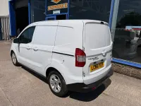 Used Ford Transit Limited 100 HP (73 kW) 2019 White Van