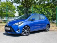 Used Toyota Yaris 111 HP (81 kW) 2019 Blue Hatchback