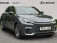 Usado Lexus LBX 136 CV (100 kW) 2025 Gris SUV
