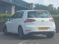 Used VW Golf VII SE 115 HP (84 kW) 2018 White Hatchback